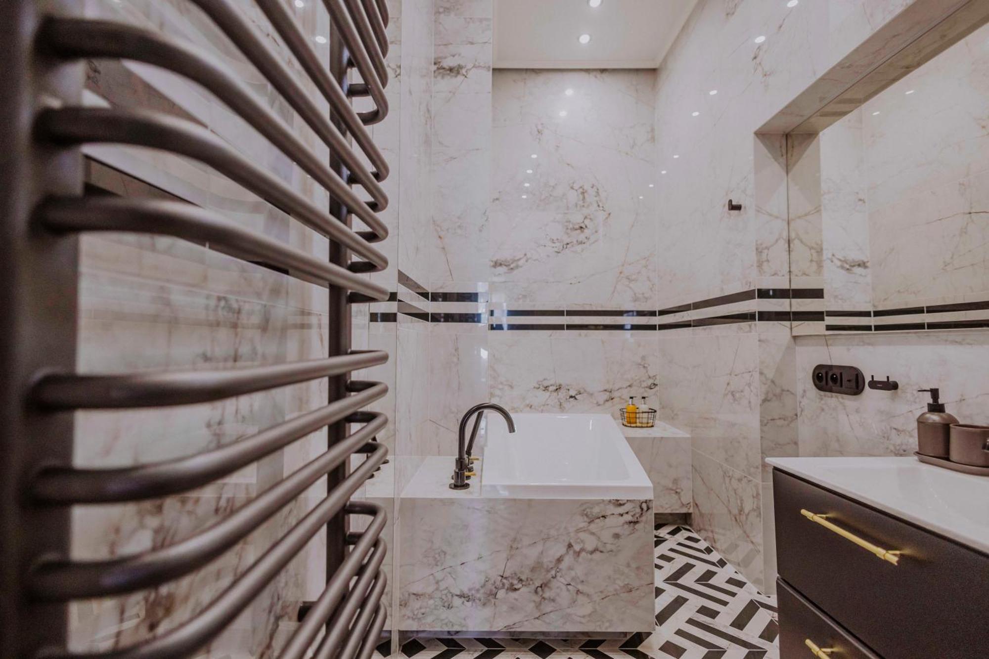 Crown Pearl - Wonderful Apartment, 110Scm, 4 Rooms Krakow Dış mekan fotoğraf